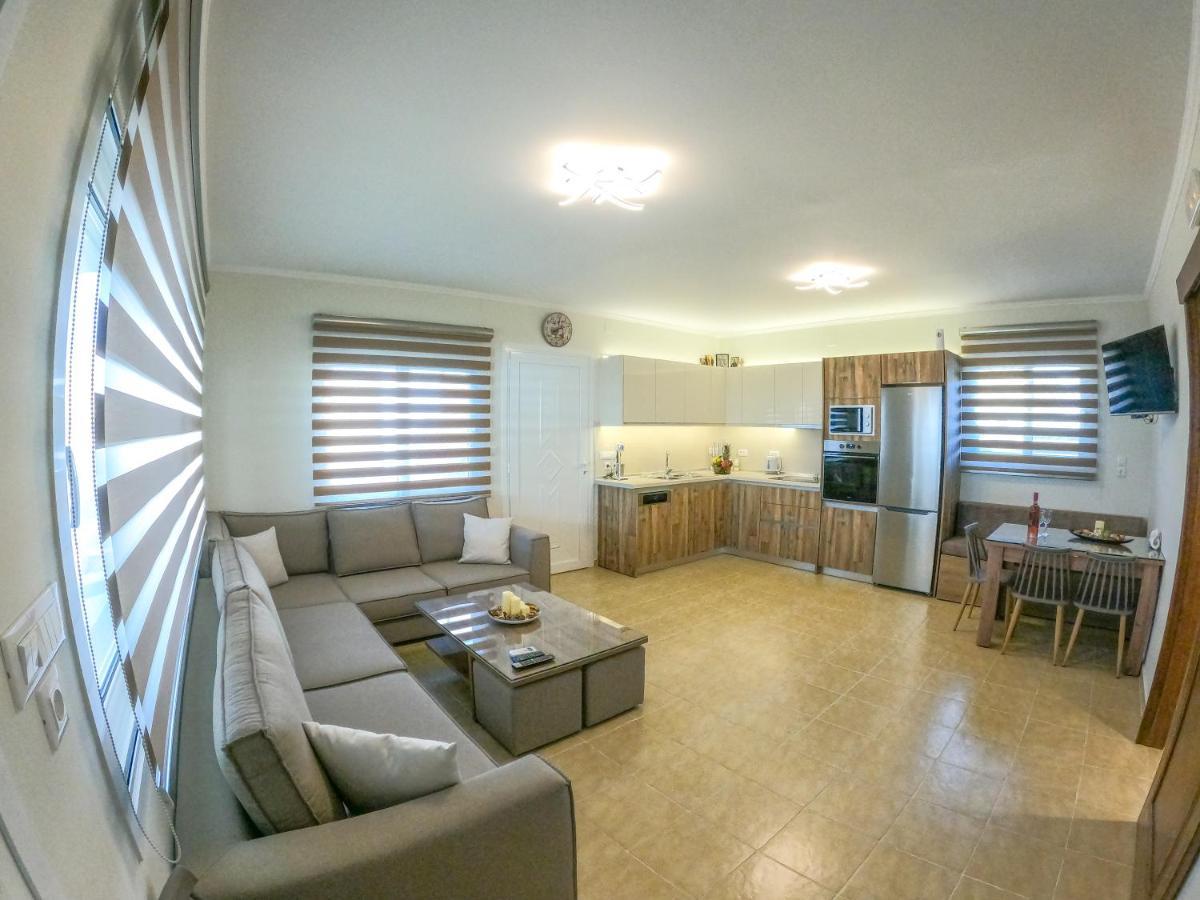 Appartamento Golden Sunrise Stegna Archangelos  Esterno foto